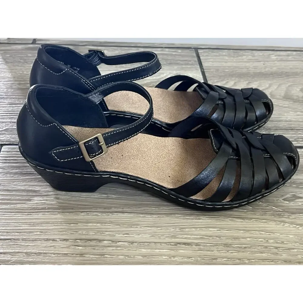 Clarks Bendables Wendy Land Black Leather Closed Toe Wedge Womens 7 Sandals